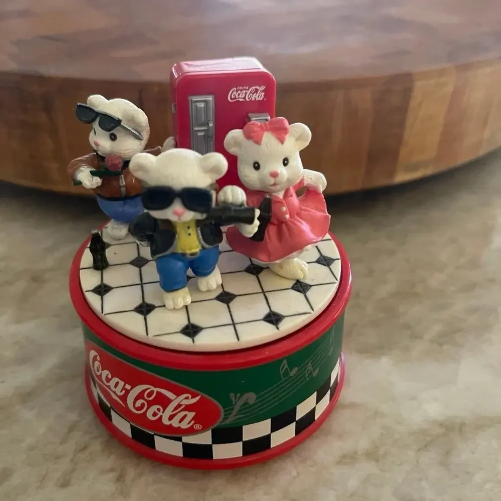 Coca-cola bears 1994 music box